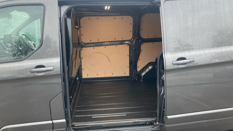 Ford Transit Custom 340 L1 Diesel Fwd 2.0 EcoBlue 170ps Low Roof Limited Van Auto